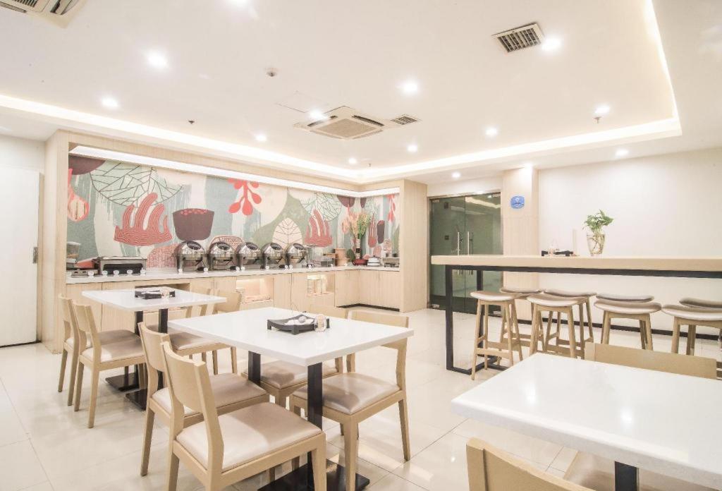 汉庭长沙芙蓉中路湘春路酒店 外观 照片